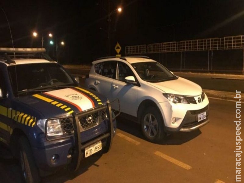 Cantor Thiago Brava pega carona em carro roubado apreendido em MS