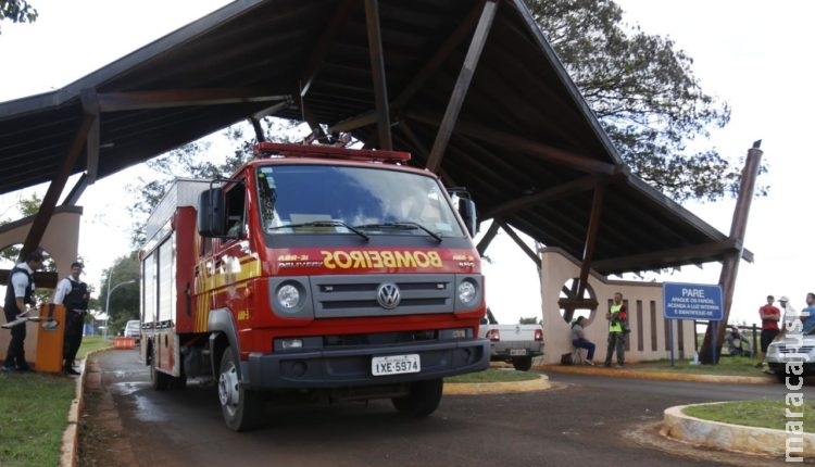  Com drones, bombeiros fazem buscas por desaparecido na mata da Embrapa