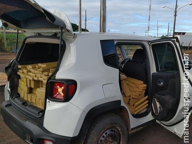 Condutor de Jeep Renegade é preso durante transporte de meia t de maconha