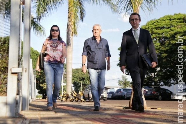 Em silêncio, Amorim é o último a se entregar para atender decisão do STF Em silêncio, Amorim é o último a se entregar para atender decisão do STF