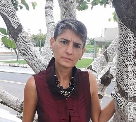 Ex-secretária é presa e vai para presídio acusada de desviar mais de R$ 1 milhão Ex-secretária é presa e vai para presídio acusada de desviar mais de R$ 1 milhão