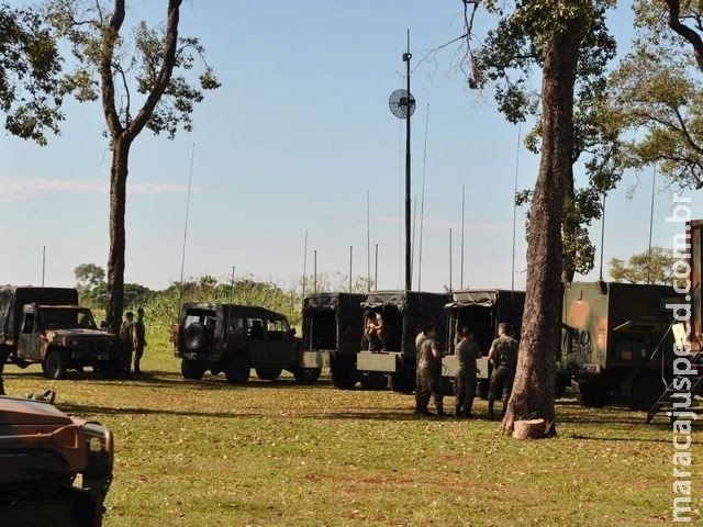 Exército mobiliza 500 militares para testar Sisfron e assusta índios Exército mobiliza 500 militares para testar Sisfron e assusta índios