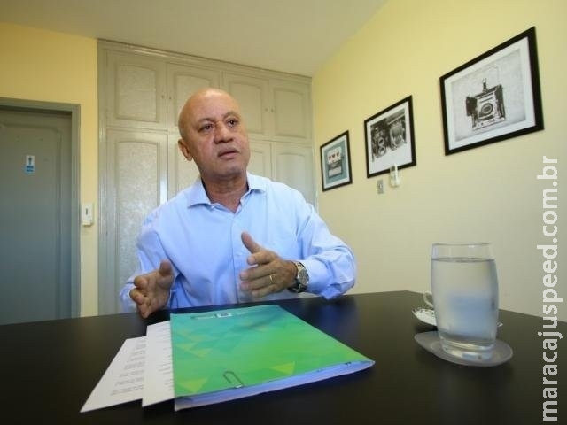 Governador autoriza concurso com 1,5 mil vagas para a Educação de MS Governador autoriza concurso com 1,5 mil vagas para a Educação de MS