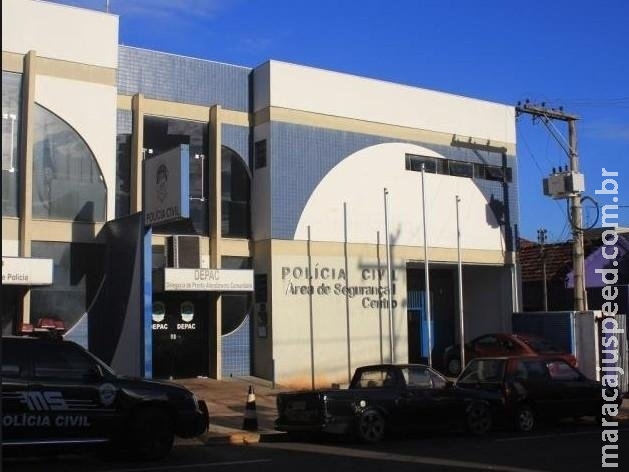 Grupo armado faz família refém e foge levando R$ 12 mil e vários objetos