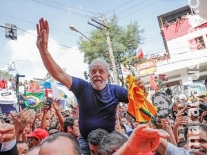 Lula e Temer são os políticos que mais envergonham o brasileiro, diz pesquisa Lula e Temer são os políticos que mais envergonham o brasileiro, diz pesquisa