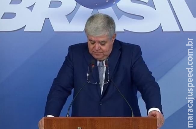 Marun anuncia que governo vai multar em R$ 100 mil por hora empresas em greve Marun anuncia que governo vai multar em R$ 100 mil por hora empresas em greve