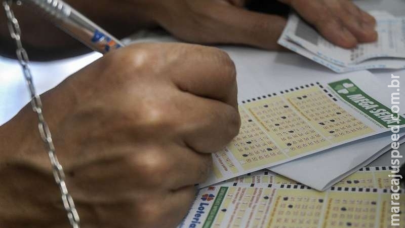 Mega-Sena acumula e pode sortear até R$ 22 milhões neste sábado Mega-Sena acumula e pode sortear até R$ 22 milhões neste sábado