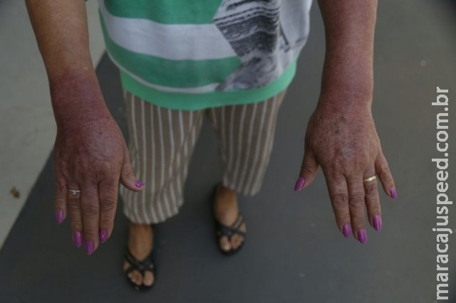 Mulher sequestrada ao lado da filha diz que acordou com uma faca no pescoço