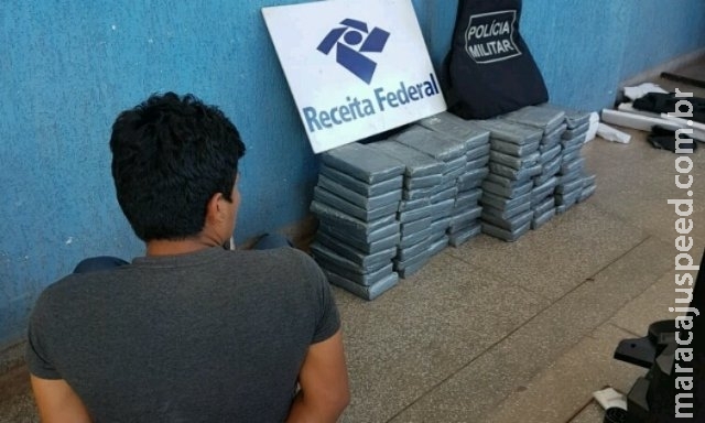 Peruano é preso com 74 quilos de cocaína escondida em caixa de som Peruano é preso com 74 quilos de cocaína escondida em caixa de som