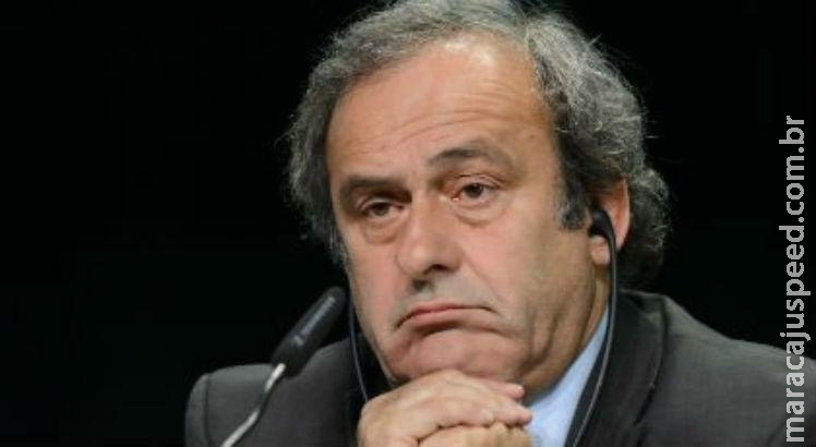 Platini diz que França manipulou sorteio da Copa de 1998 para evitar Brasil Platini diz que França manipulou sorteio da Copa de 1998 para evitar Brasil