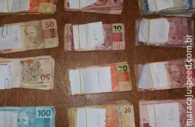 PM recupera parte de valor roubado de funcionário de posto de combustíveis PM recupera parte de valor roubado de funcionário de posto de combustíveis