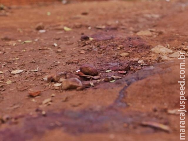 Após briga em bar, homem é morto esfaqueado em beco no São Conrado Após briga em bar, homem é morto esfaqueado em beco no São Conrado