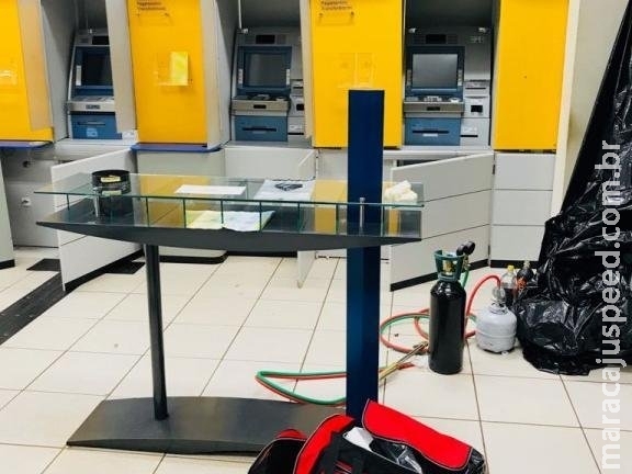 Assalto a banco surpreende vizinhos e gera debates sobre segurança Assalto a banco surpreende vizinhos e gera debates sobre segurança