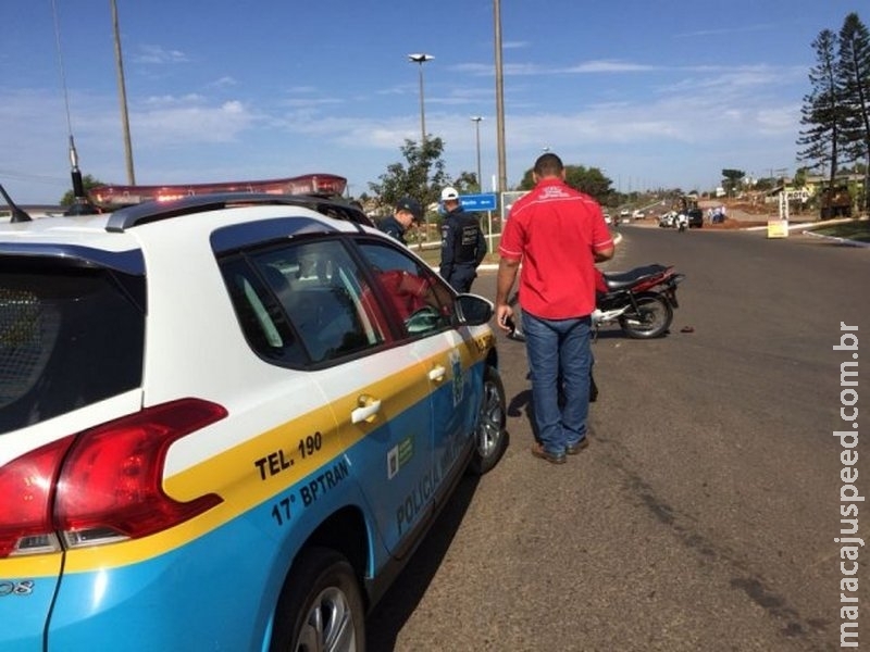 Motorista de caminhão fugiu após passar por cima de motociclista