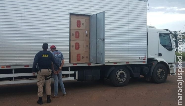 Motorista é preso com 450 mil maços de cigarro contrabandeados em caminhão furtado