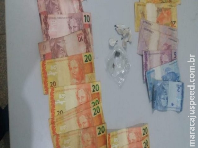 Nova Alvorada do Sul: PM prendeu ontem (17), uma mulher de 41 anos que estava traficando no centro da cidade Nova Alvorada do Sul: PM prendeu ontem (17), uma mulher de 41 anos que estava traficando no centro da cidade