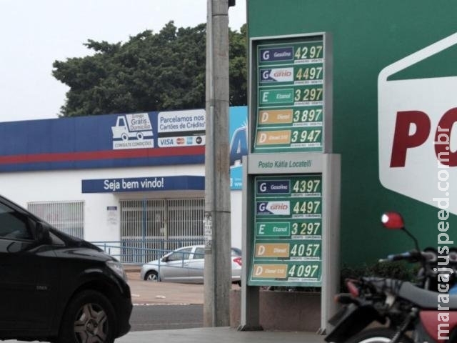 Postos que não baixarem diesel podem ser multados em até R$ 50 mil Postos que não baixarem diesel podem ser multados em até R$ 50 mil