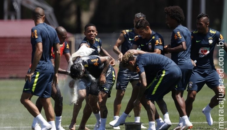  Primeiro treino da Seleção em Sochi acaba com ovada nos jogadores