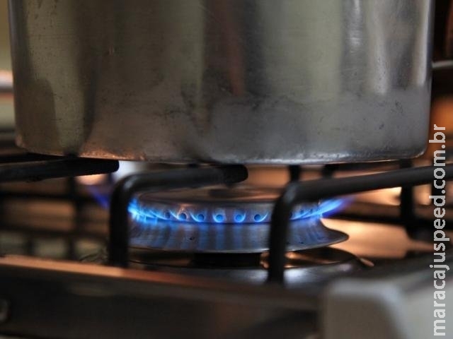 Restaurantes e lanchonetes começam mês no prejuízo com a alta do gás Restaurantes e lanchonetes começam mês no prejuízo com a alta do gás