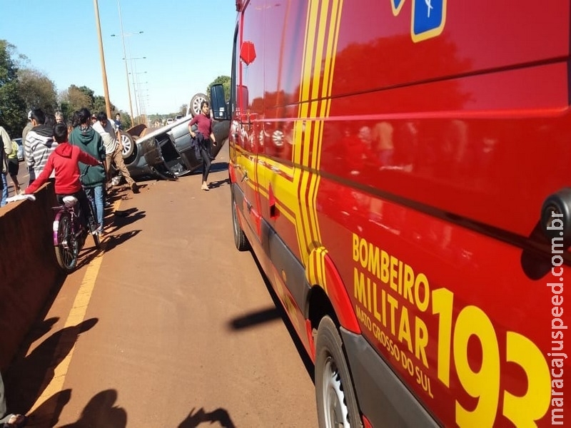 Capotamento na MS-156 deixa uma pessoa ferida