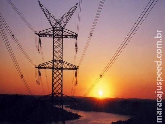 Consumidores terão economia de R$ 14,1 bilhões com leilão de energia Consumidores terão economia de R$ 14,1 bilhões com leilão de energia