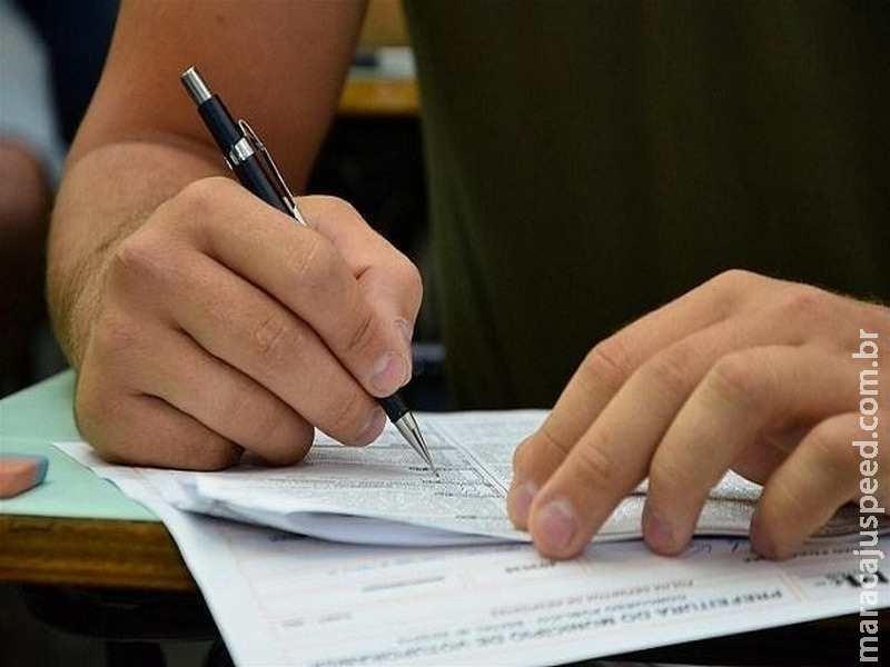 Entidades médicas defendem exame obrigatório nacional de proficiência Entidades médicas defendem exame obrigatório nacional de proficiência