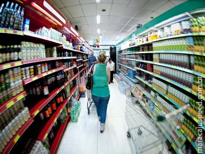 Inadimplência atinge 63,6 milhões de consumidores no primeiro semestre Inadimplência atinge 63,6 milhões de consumidores no primeiro semestre