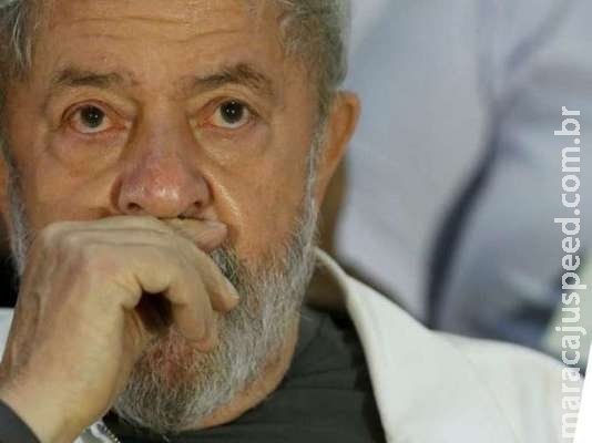 Lula continua preso após presidente do STJ decidir não julgar pedido da PGR Lula continua preso após presidente do STJ decidir não julgar pedido da PGR
