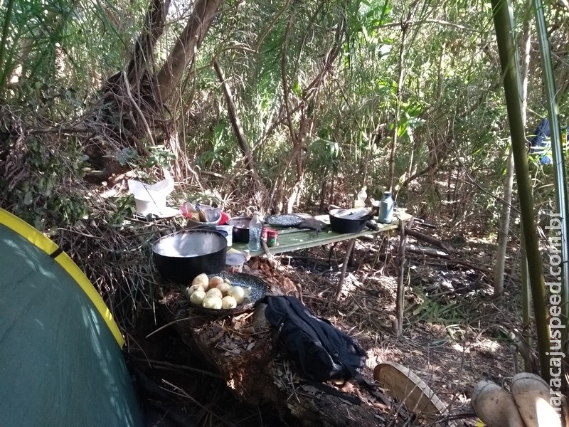 PMA desmonta acampamento de pescadores profissionais e aplica R$ 6,5 mil em multas PMA desmonta acampamento de pescadores profissionais e aplica R$ 6,5 mil em multas