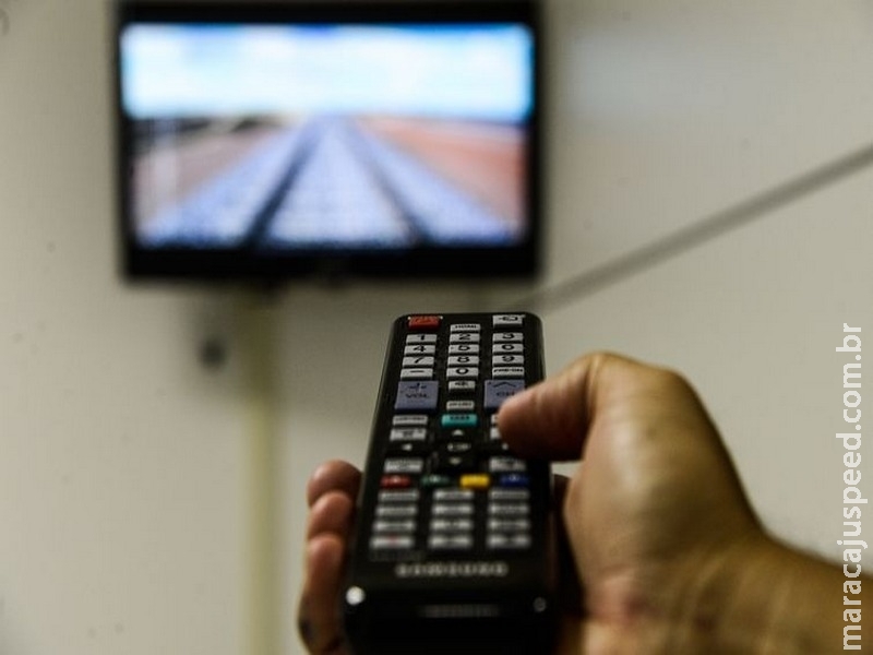 Serviço de TV por assinatura registra queda no país Serviço de TV por assinatura registra queda no país