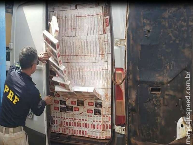 Veículo roubado é recuperado com 100 mil maços de cigarros contrabandeados