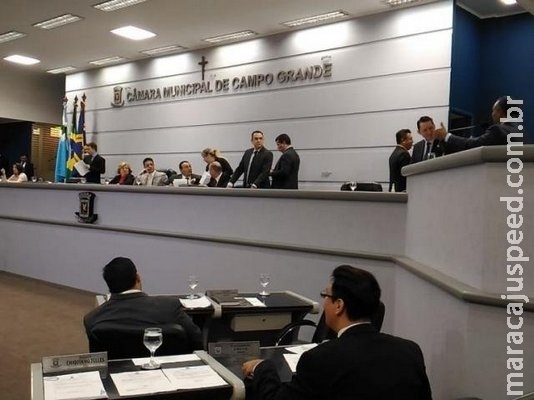 Vereadores aprovam reajuste para 21 categorias e no plantão de veterinários Vereadores aprovam reajuste para 21 categorias e no plantão de veterinários