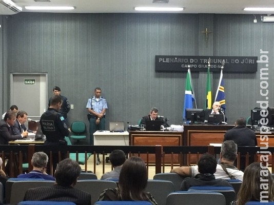 Acusado de assassinar delegado em MS chora, diz que é inocente e fugiu para não ‘apanhar da polícia’