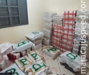 Adolescentes são apreendidos com duas toneladas de maconha em residência