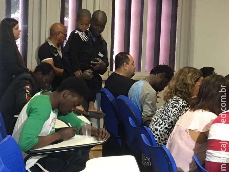 Corumbá pode decretar emergência devido a imigração de haitianos Corumbá pode decretar emergência devido a imigração de haitianos
