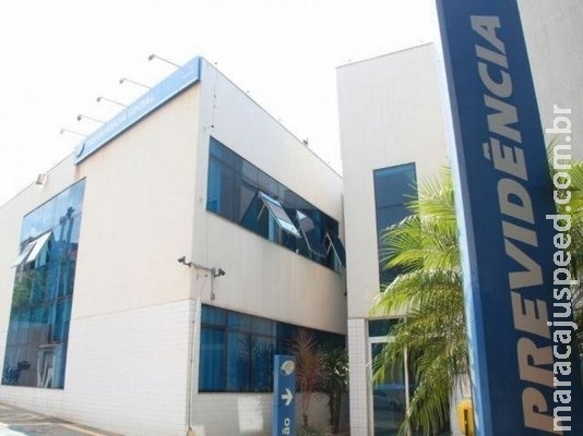 Em MS, 382.978 aposentados e pensionistas vão receber 13º Em MS, 382.978 aposentados e pensionistas vão receber 13º