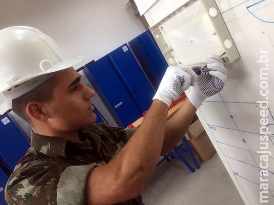 Escola Senai Construção e Exército preparam soldados para mercado trabalho em MS Escola Senai Construção e Exército preparam soldados para mercado trabalho em MS