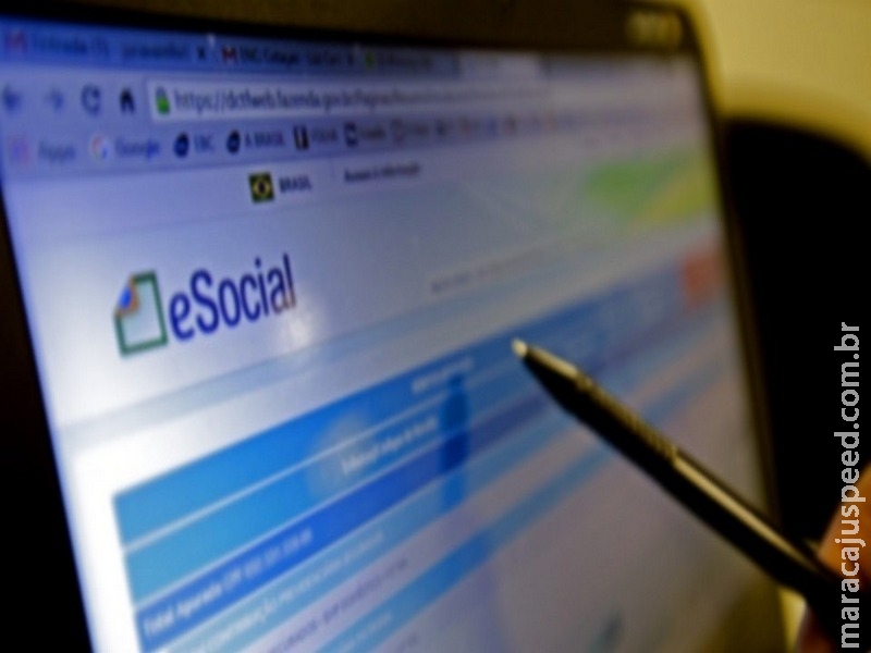eSocial registra adesão de 1 milhão de empresas eSocial registra adesão de 1 milhão de empresas