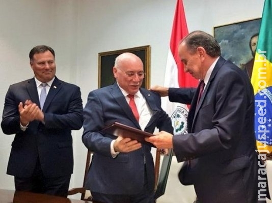 Ministros assinam acordo para construção de ponte que ligará MS ao Paraguai Ministros assinam acordo para construção de ponte que ligará MS ao Paraguai