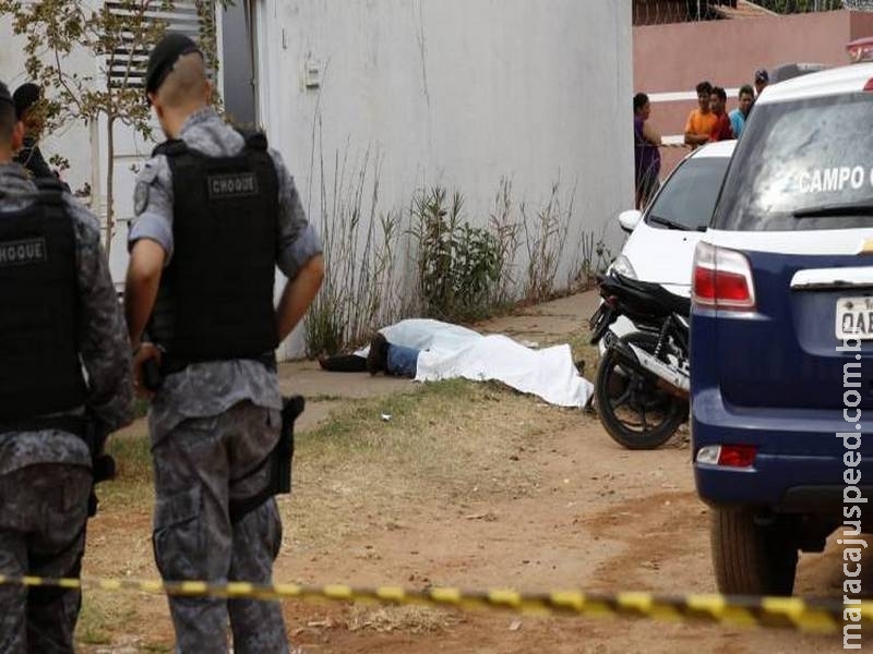 Morte no Cristo Redentor: ex-funcionário foi morto com 5 tiros e patrão esfaqueado no pescoço Morte no Cristo Redentor: ex-funcionário foi morto com 5 tiros e patrão esfaqueado no pescoço
