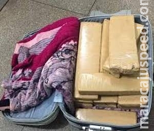 Mulher é presa em ônibus depois que passageiros sentiram cheiro de maconha