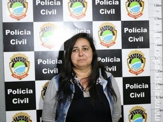 Mulher quase tem filho de 7 meses levado por bandidos durante roubo de carro