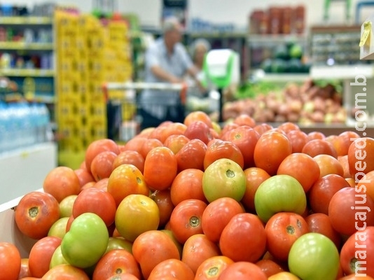 Preço da cesta básica aumenta 4% em Dourados e representa 36% do salário mínimo