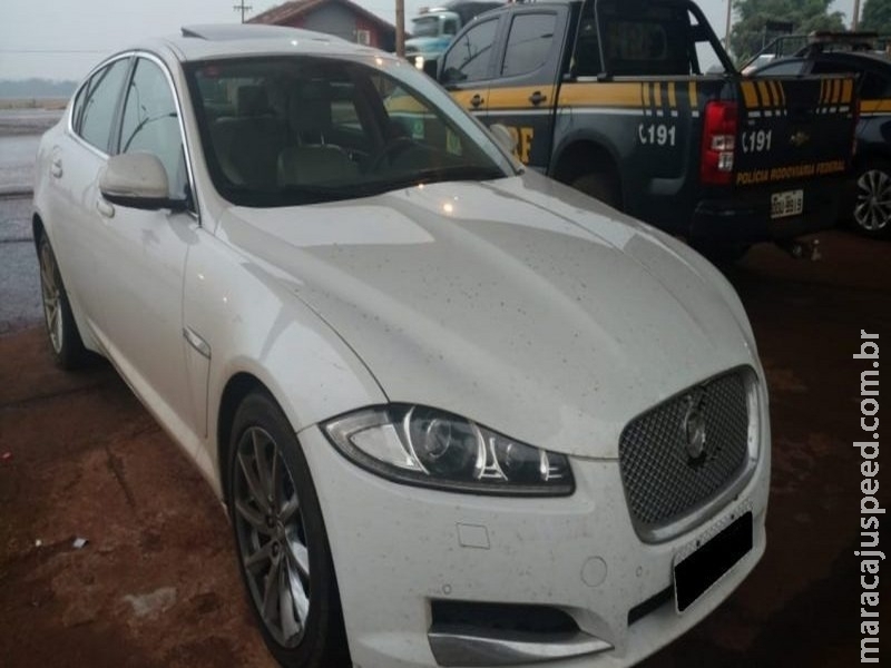 PRF recupera em Rio Brilhante carro de luxo roubado no RJ