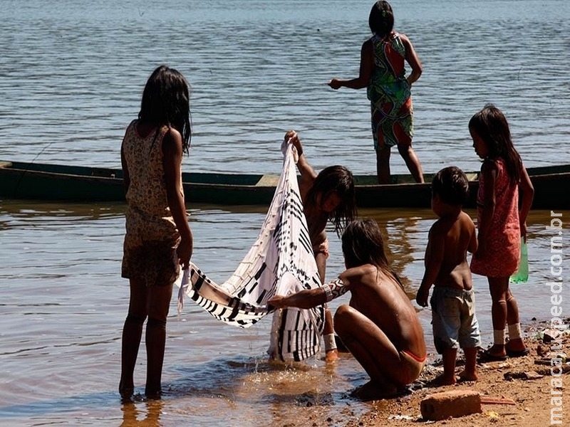 Projeto autoriza convênios para obras e serviços em terras indígenas Projeto autoriza convênios para obras e serviços em terras indígenas