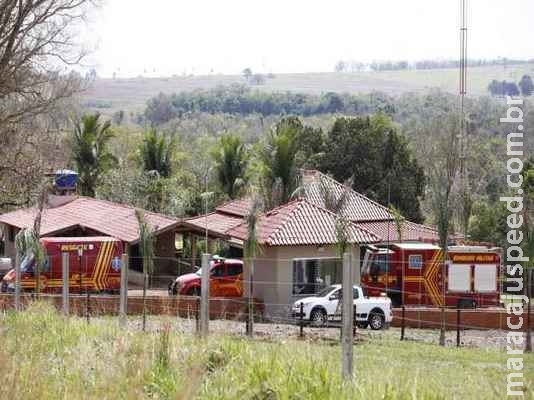 Trote mobiliza três viaturas do Corpo de Bombeiros em suposto acidente de parapente Trote mobiliza três viaturas do Corpo de Bombeiros em suposto acidente de parapente