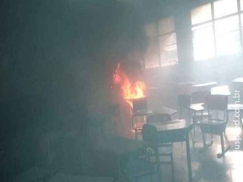 Aluno ateia fogo em prova dentro de escola