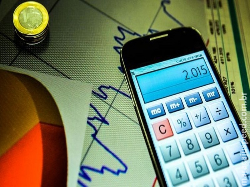 Atividade econômica cresce 0,57% em julho Atividade econômica cresce 0,57% em julho