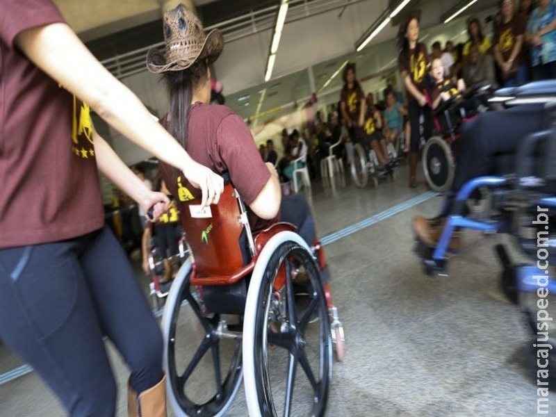 Decreto regulamenta 5% de vagas em concursos para pessoas com deficiência Decreto regulamenta 5% de vagas em concursos para pessoas com deficiência