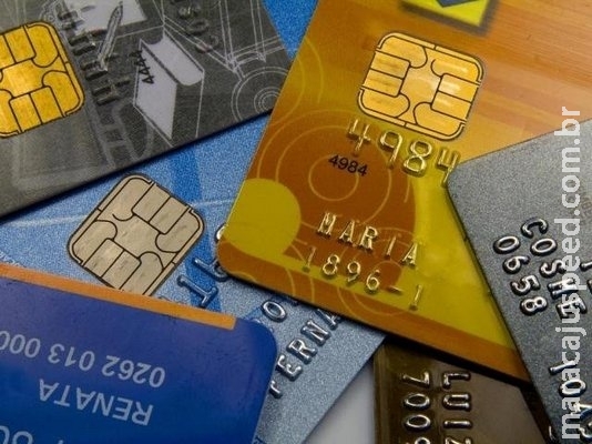 Fraudes em cartão de crédito nas transações de celular crescem no país Fraudes em cartão de crédito nas transações de celular crescem no país